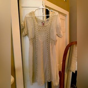 GUC Johnny Was Size Small Ivory dress with slip underlay.